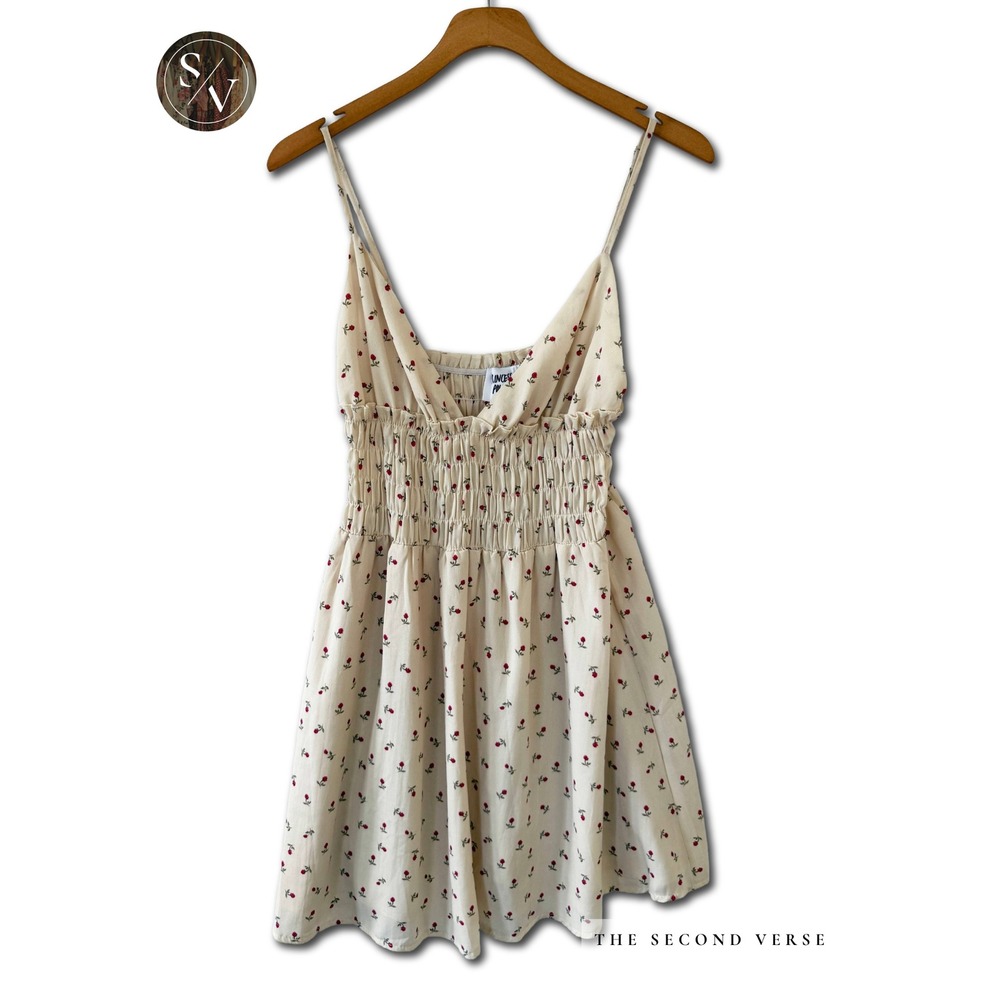 Princess Polly Floral Mini Dress Women Cottagecore Coquette Smocked Cream Size 4 - Picture 2 of 10